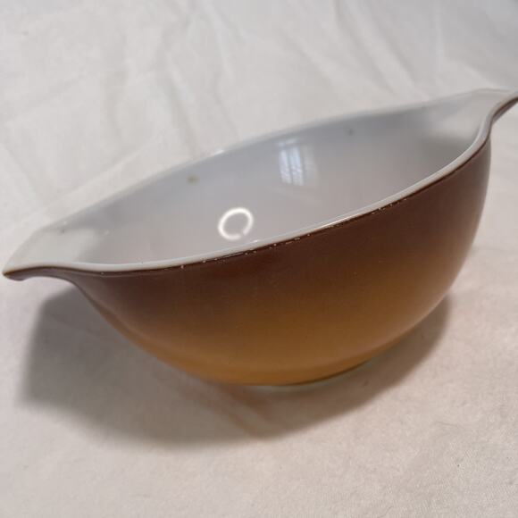 Vintage Pyrex Old Orchard 1 1/2 quart Cinderella Mixing Bowl Complete Your Set - Picture 1 of 10